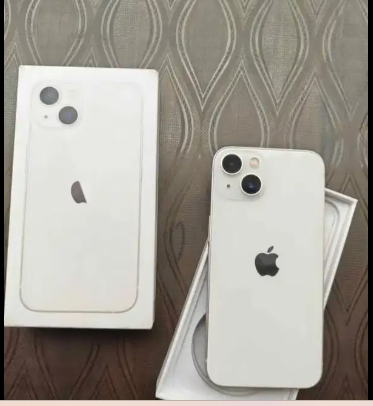 I phone 13 with bill box 128 gb 5G phone