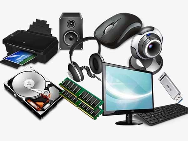  How to Choose the Right Computer Accessories for Work & Play 