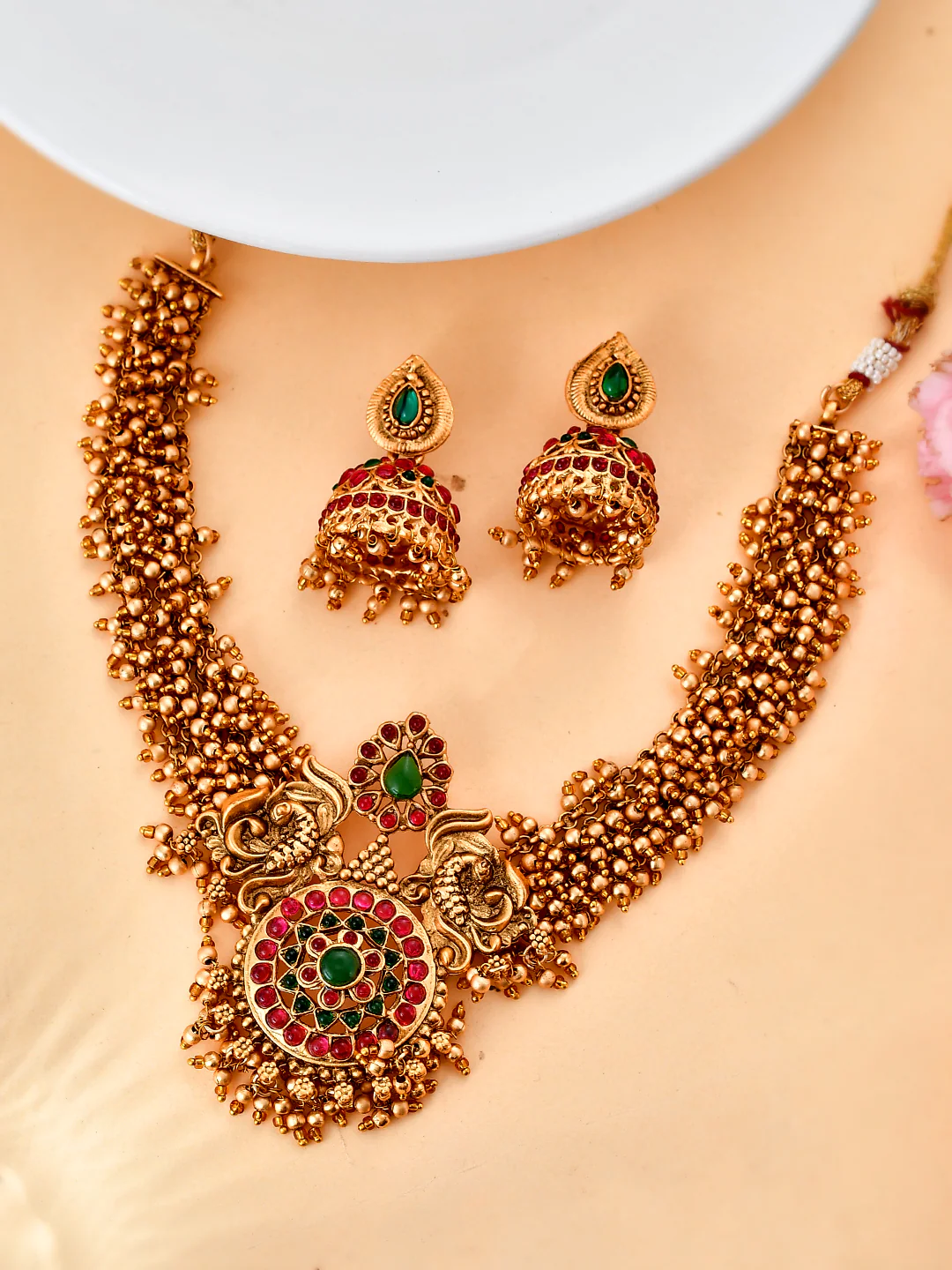 GlamSpark: Dazzle Delivered Daily