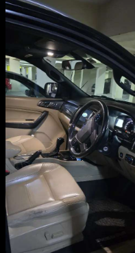 Ford endeavour