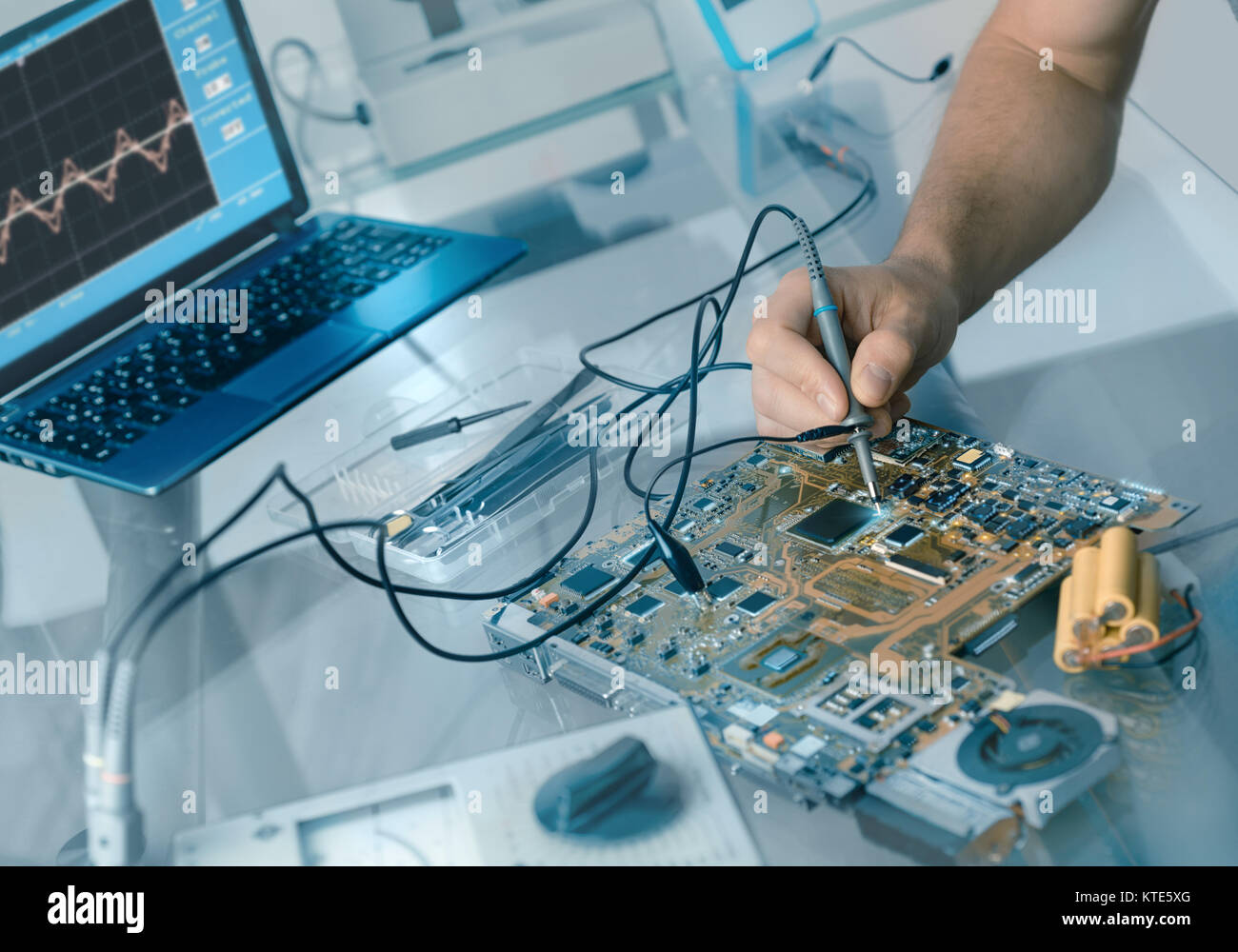 “Reliable Electronics Repair and Services for All Your Devices”